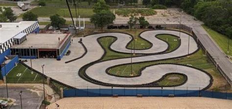 Go kart racing kcmo - Paradise Park: City: Lee’s Summit. Karts: 3 Different Go-Karts. Track: 1000-foot-long road …